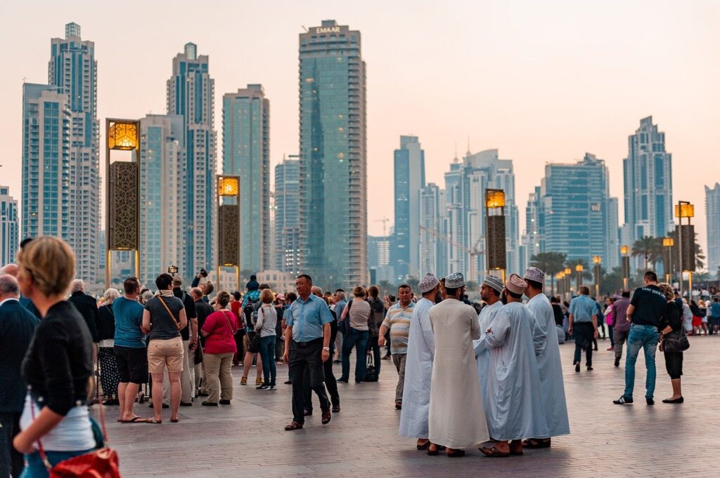 Cuál es la Moneda de Dubai