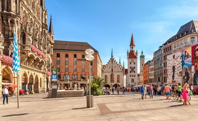 Foto de Marienplatz en Verano.