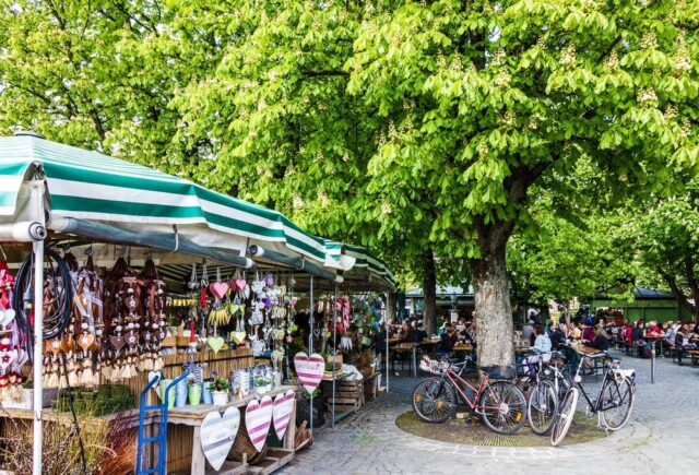 Viktualienmarkt en Marienplatz Múnich