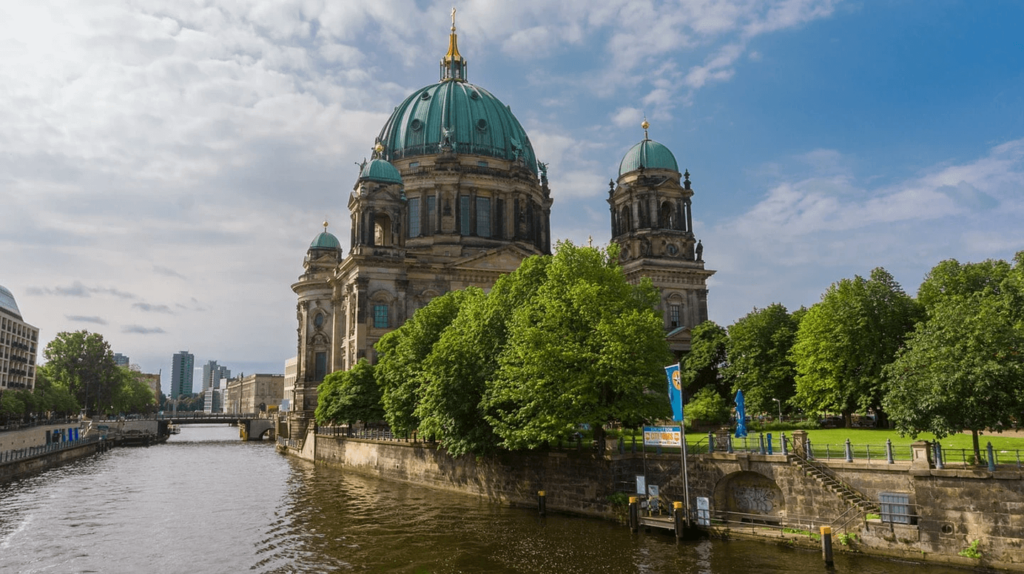 Berlín es emocionante, diversa, y para una ciudad capital, es fácil de hacer con un presupuesto limitado. Hoy compartiremos acerca de como sobrevivir en Berlin con 25 € al día.