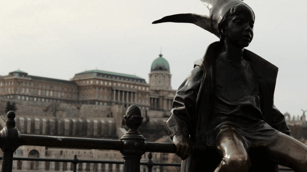 las estatuas de Budapest