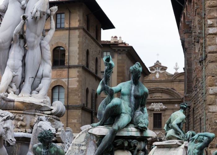 Que esculturas tiene la Señoría en Florencia
